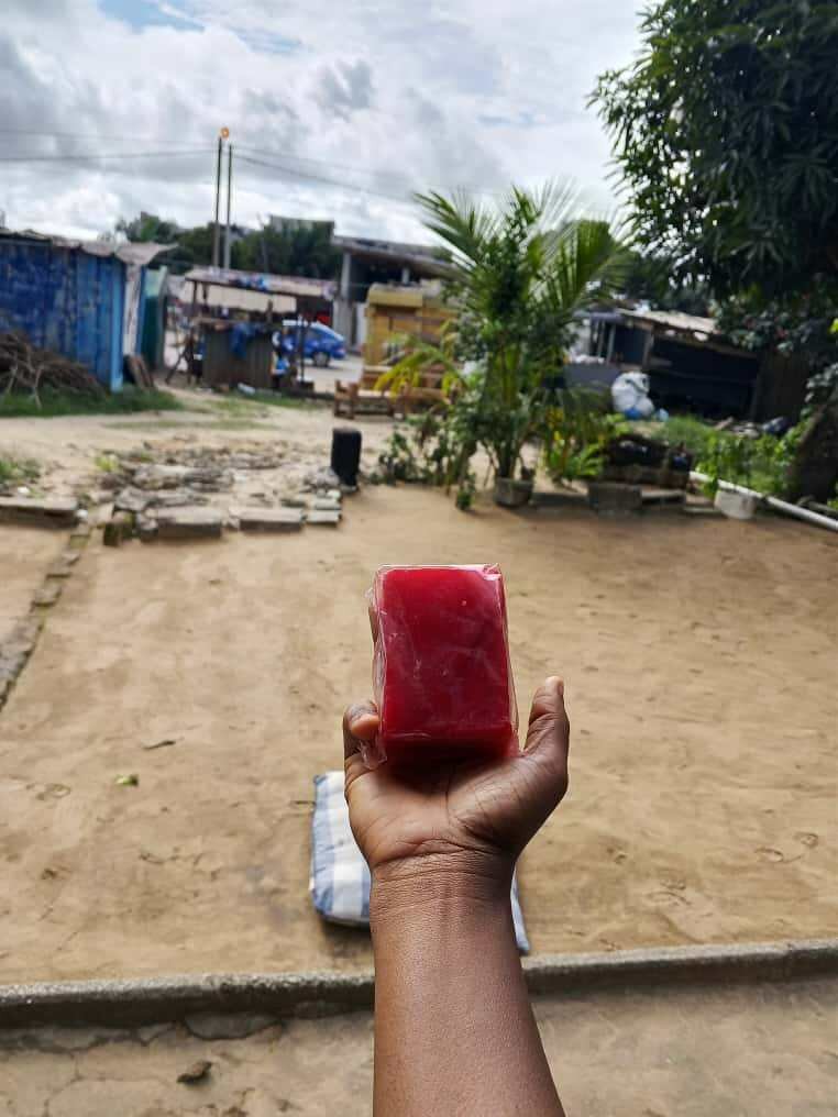 Savon a base dhuile de palme
