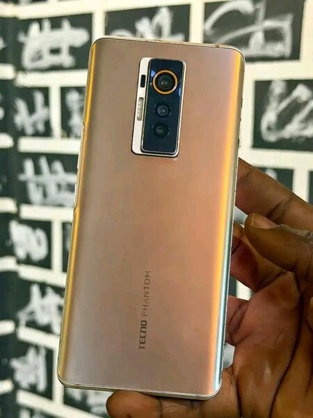 Tecno Phantom X - Smartphone