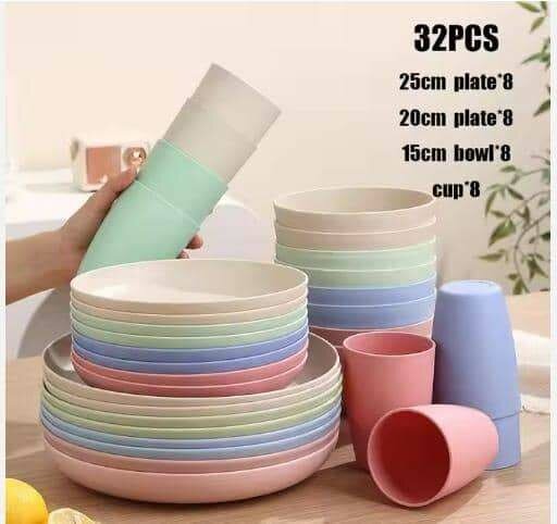 Straw/plastic  kitchen set
