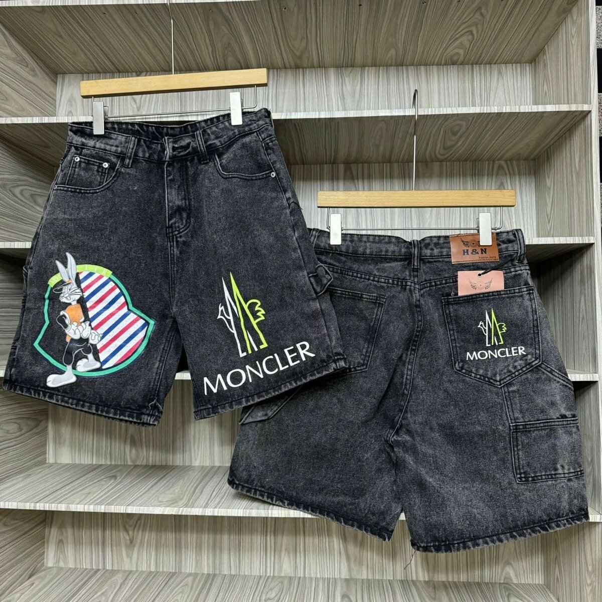 Moncler short jeans