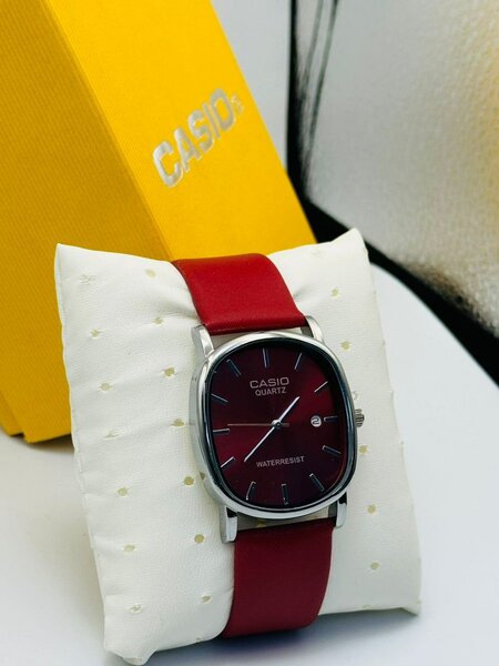 Montre Casio Quartz Rouge
