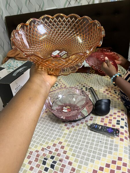 Saladier en plastiquedécoratif