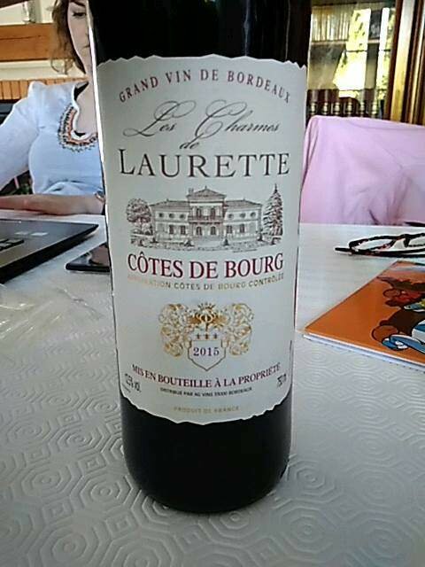 Vin rouge Côtes de Bourg Laurette 2015