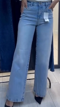 Женские джинсы