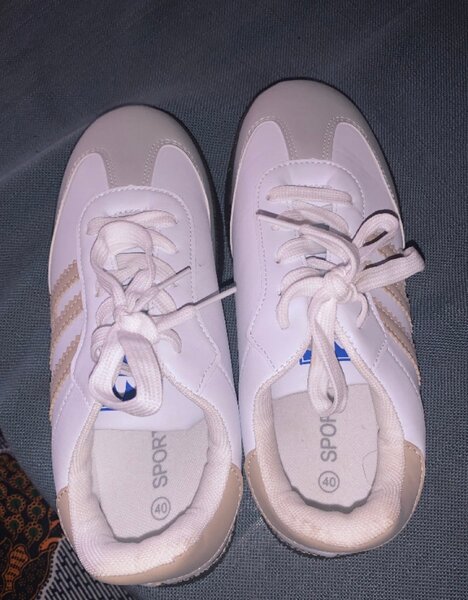 Baskets blanches sport