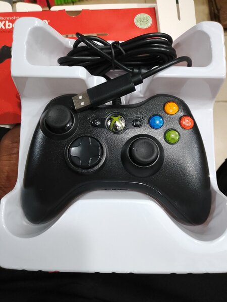 Xbox 360 controller