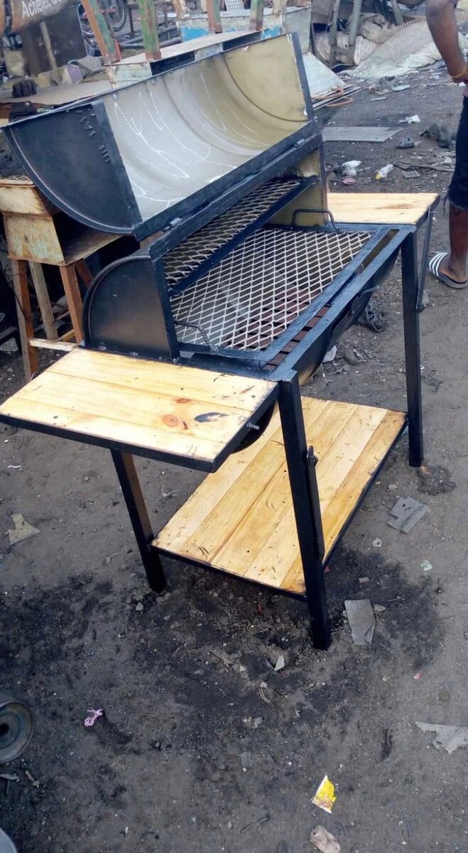 Barbecue en acier robuste