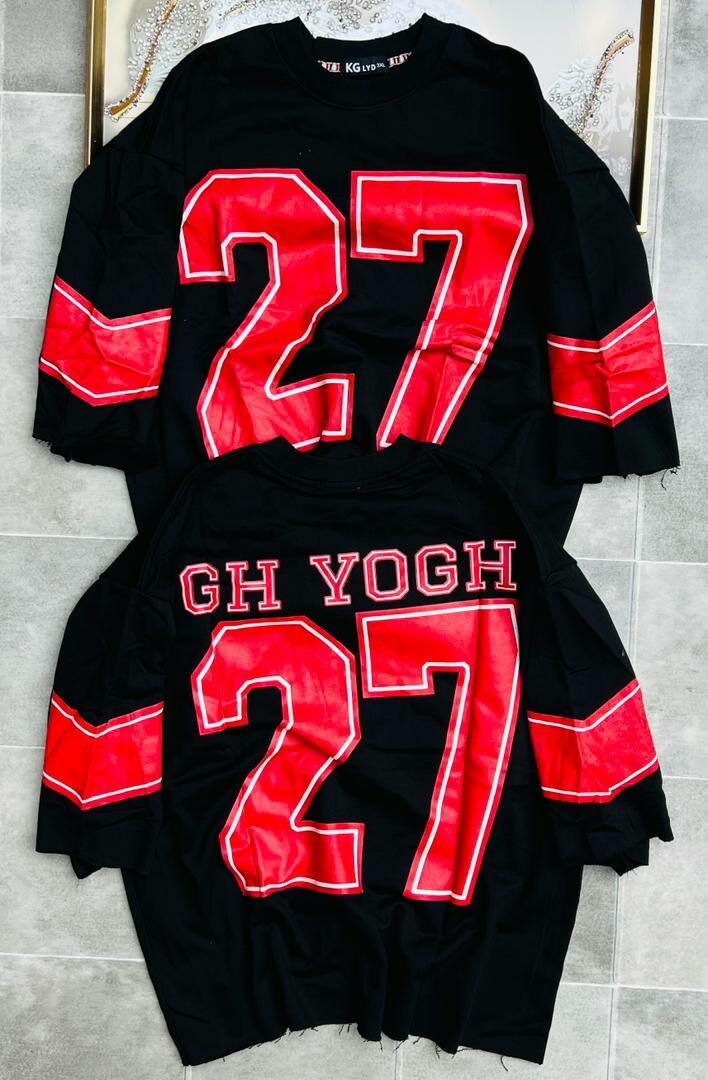 T-shirts sport numéro 27