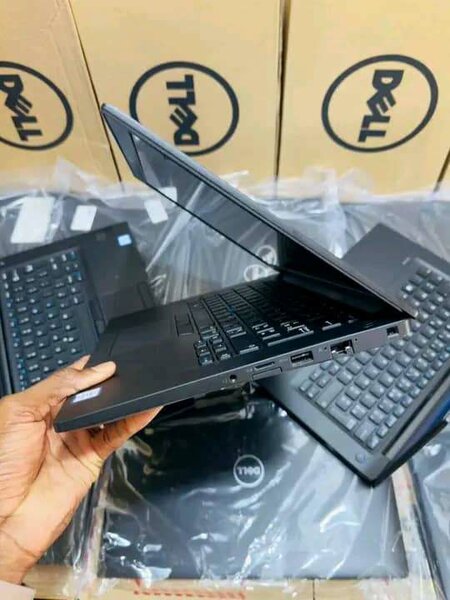 Portable Dell Latitude Pro 14”