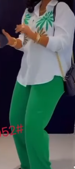 Women's 2-piece set, white shirt with floral print and trousers