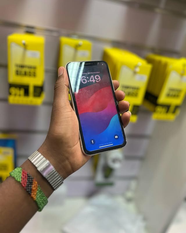 BRAND NEW IPHONE 🍏 pro 