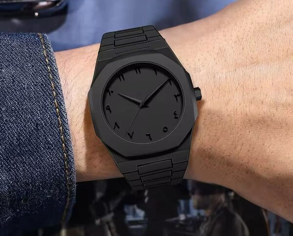 Montre Noire Minimaliste Homme