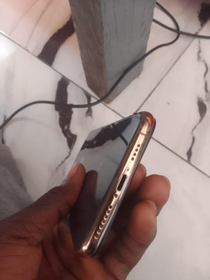 iPhone X 64GB Reconditionné