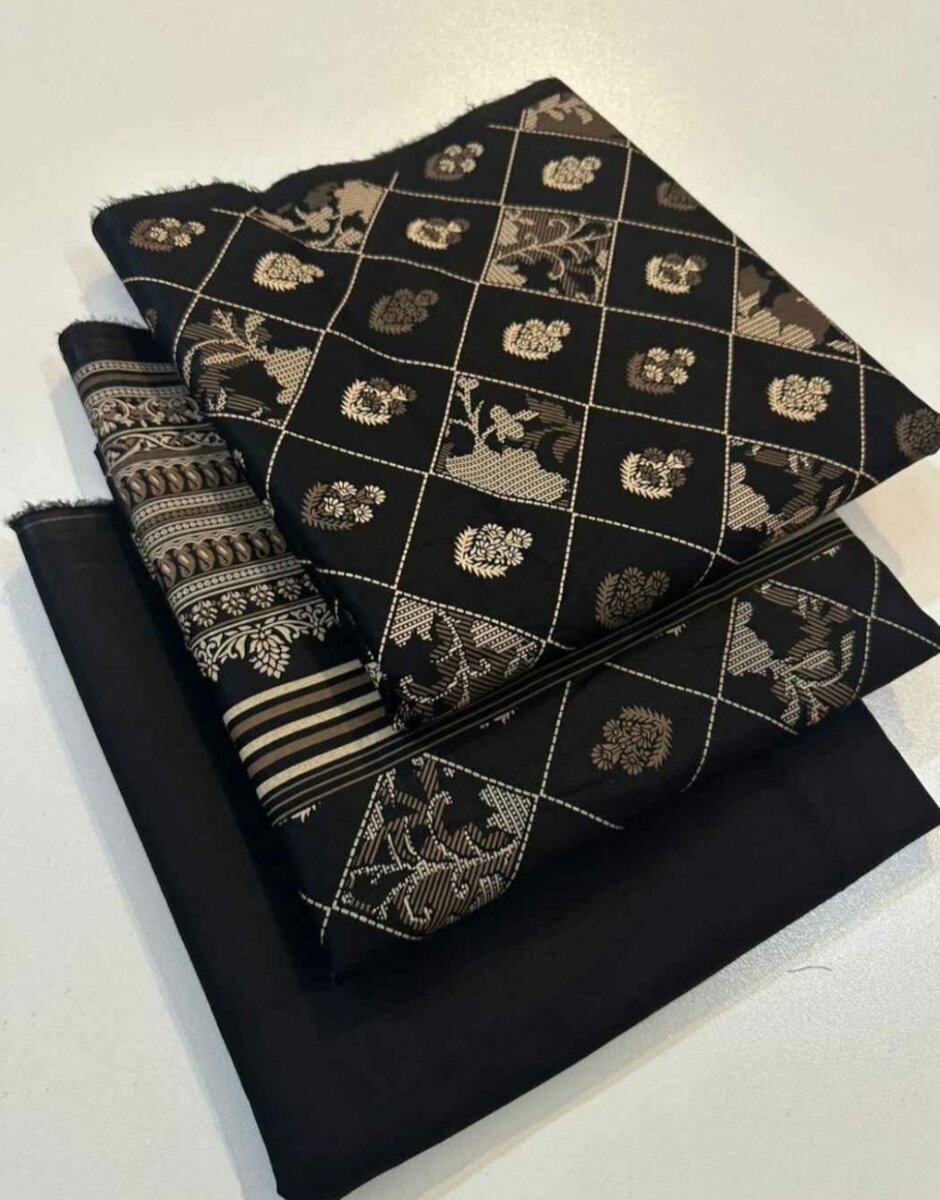 Branded lawn suit