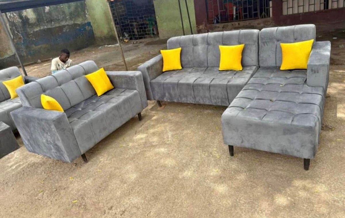 Canapé d'angle gris moderne