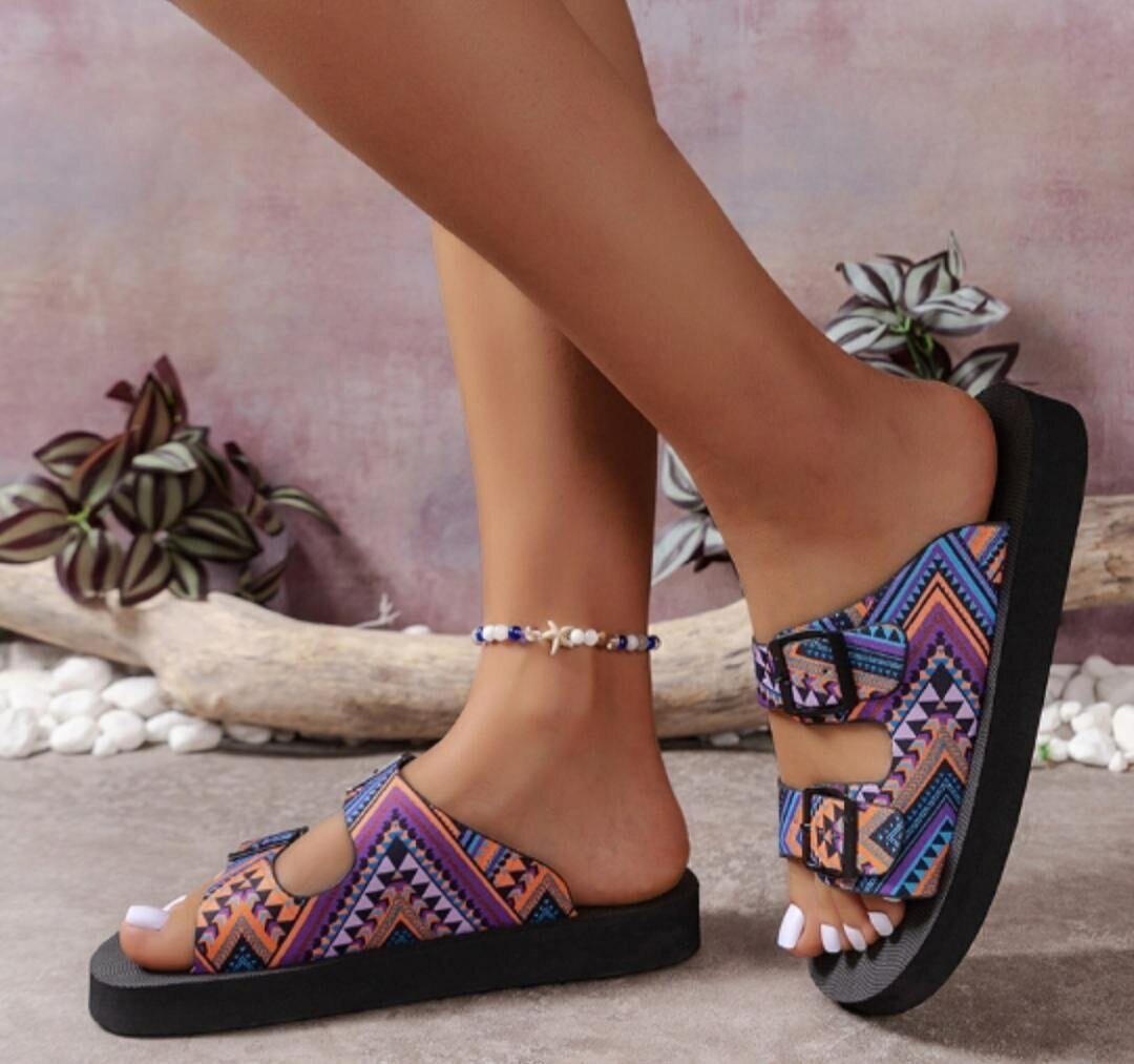 LADIES DESIGNER SLIPPER