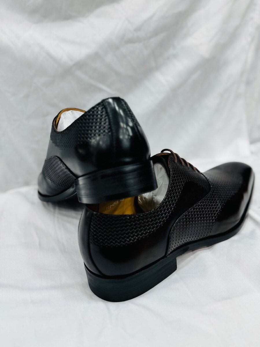 Chaussures habillées en cuir élégant