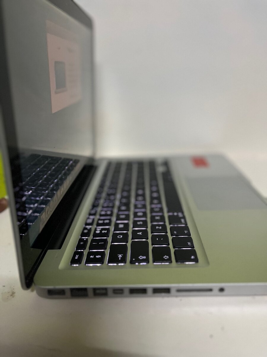 MacBook Pro 13" Retina Display