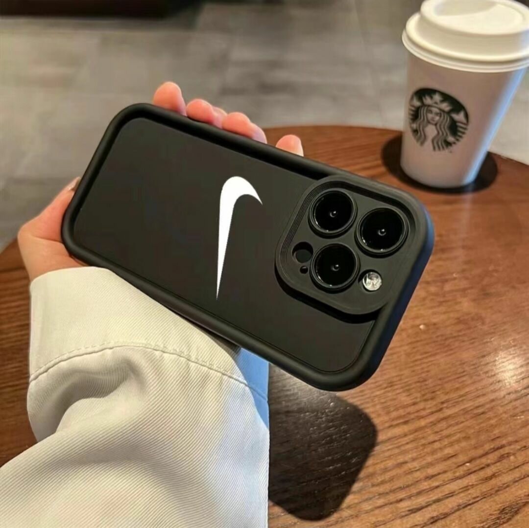 Новое поступление чехолы NIKE.