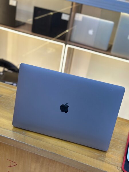 MacBook Pro 2019