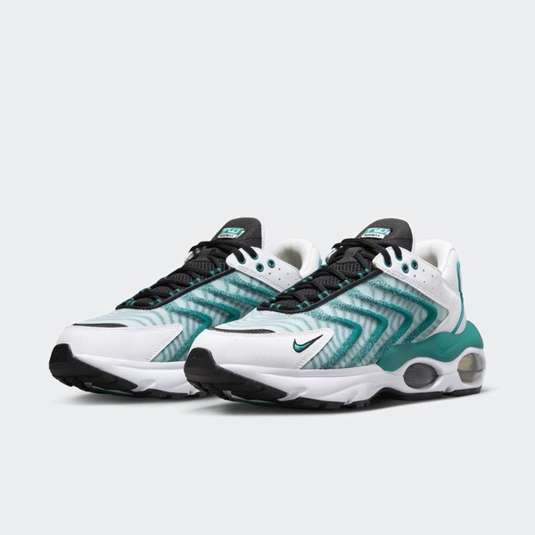 CHAUSSURE NIKE BLANC BLEU