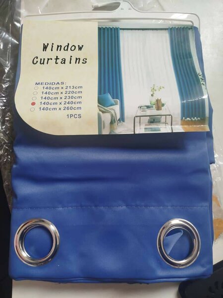 Rideaux occultants bleus 01