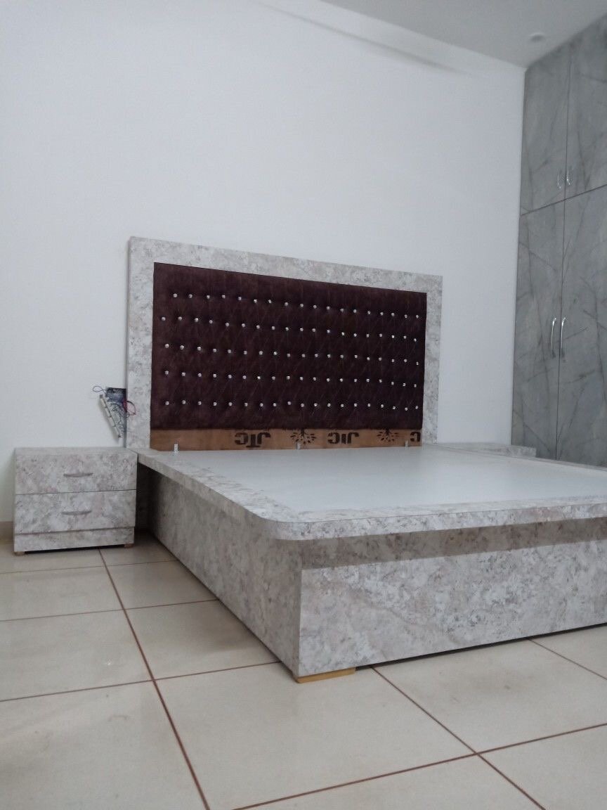 Lit coffre moderne en velours