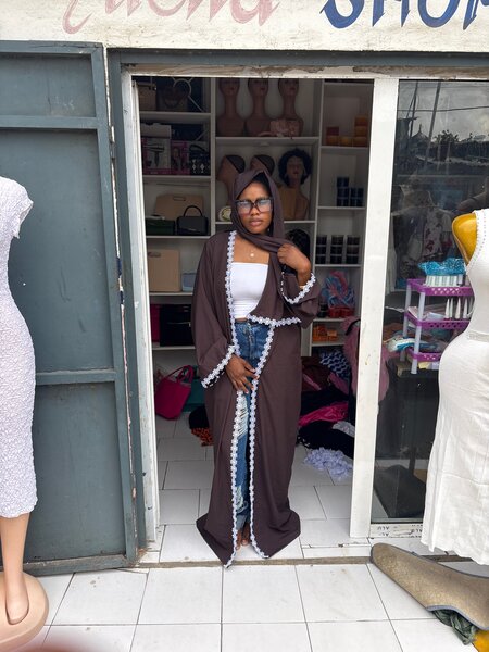 Abaya élégante marron