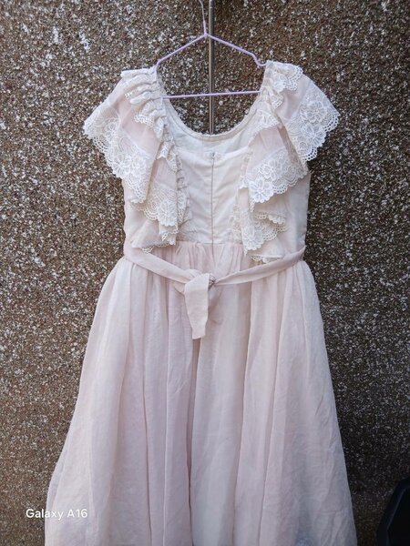 Robe dentelle vintage fille