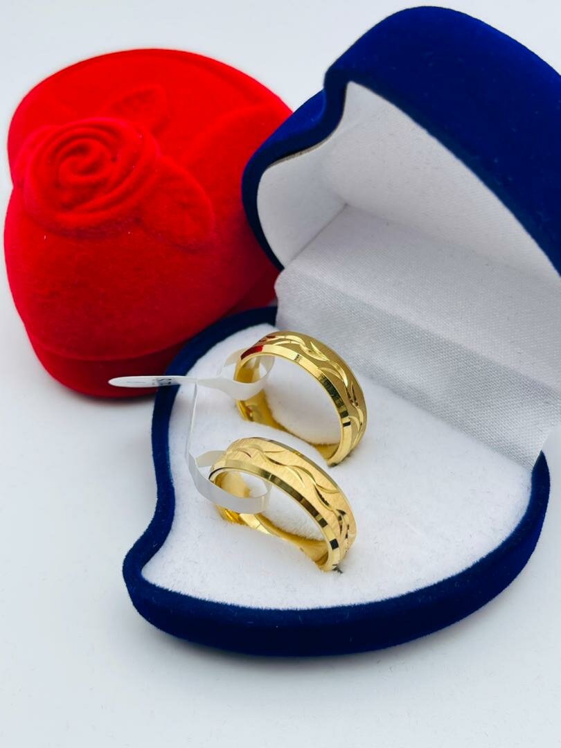 Bague de mariage et fiançailles