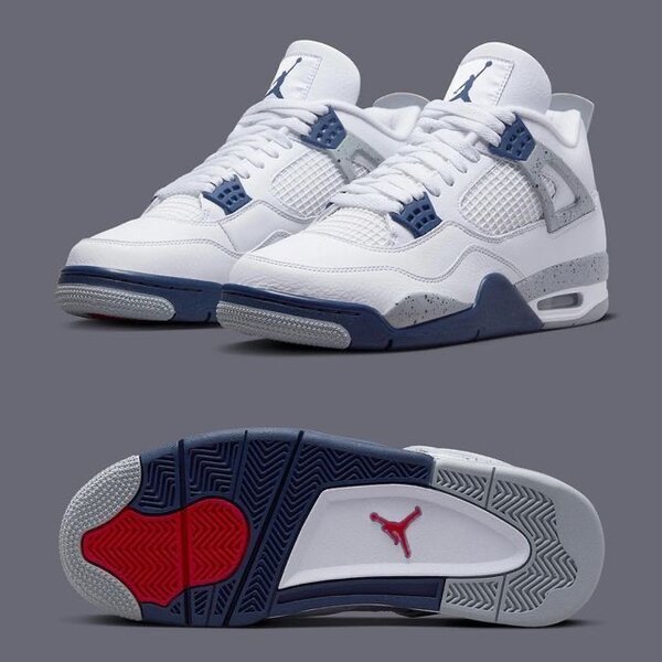 Baskets Jordan 4 Midnight Navy