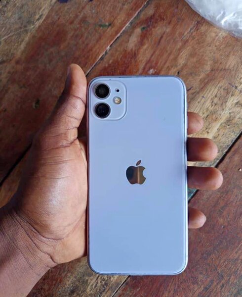 iPhone 11 Apple - Téléphone intelligent