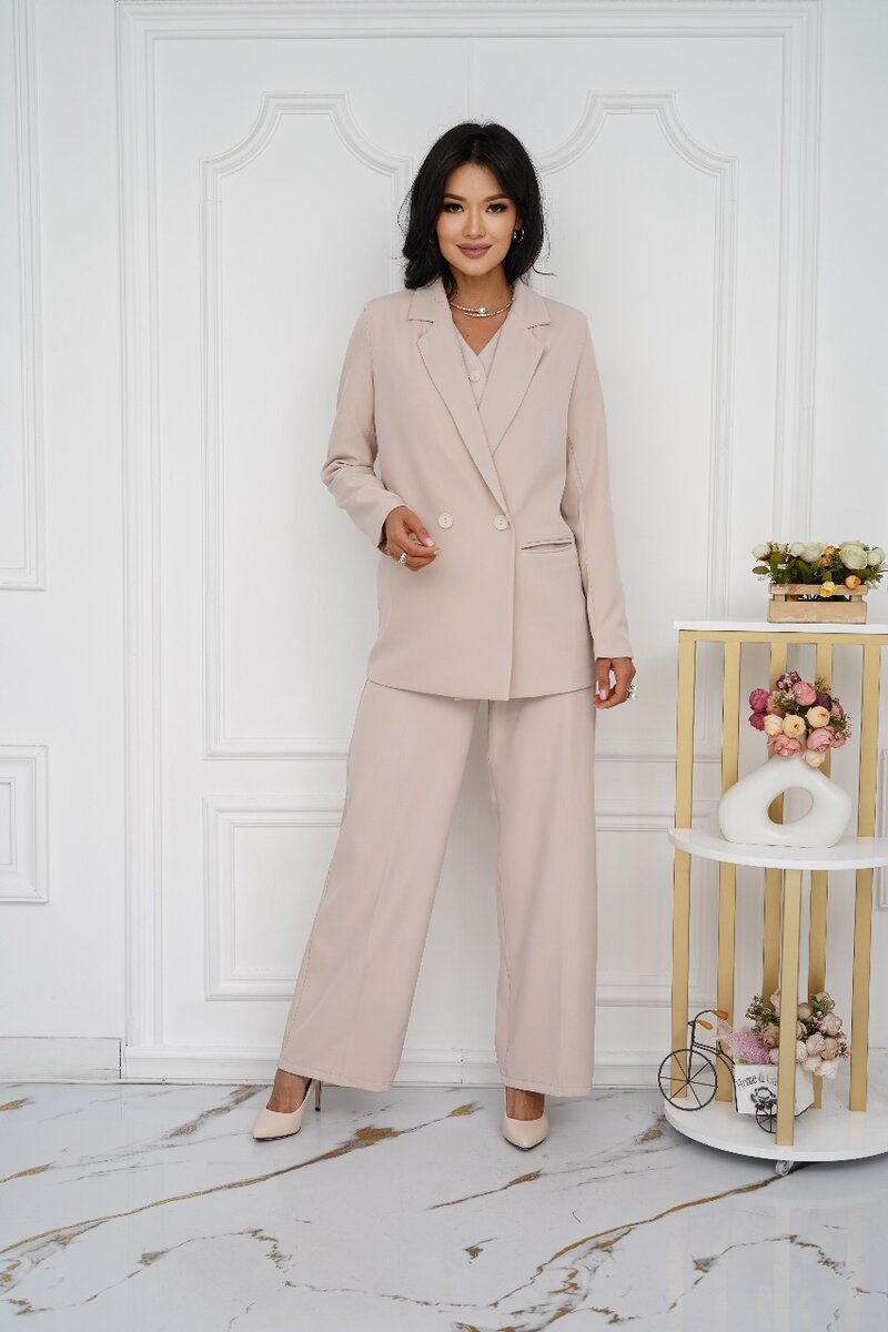 Тройка кастюм