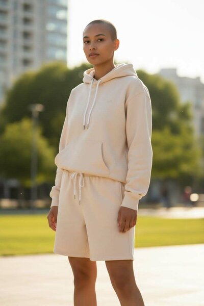 Ensemble de survêtement moderne