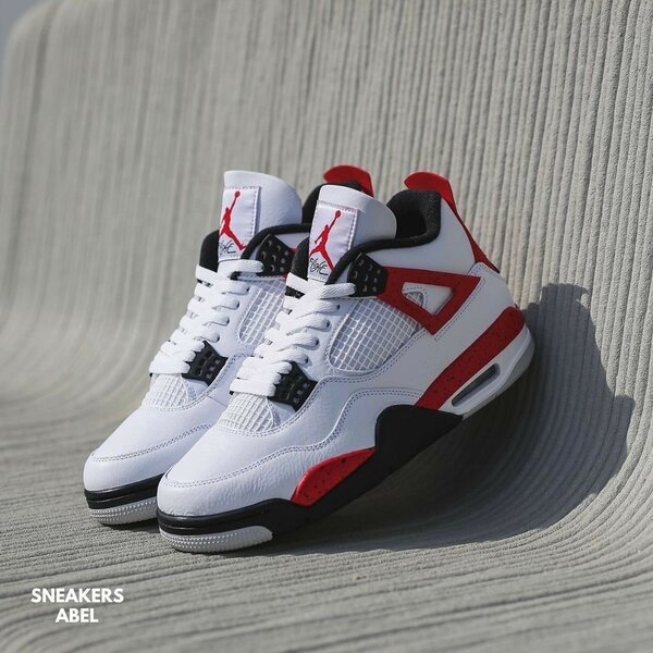 Jordan 4
