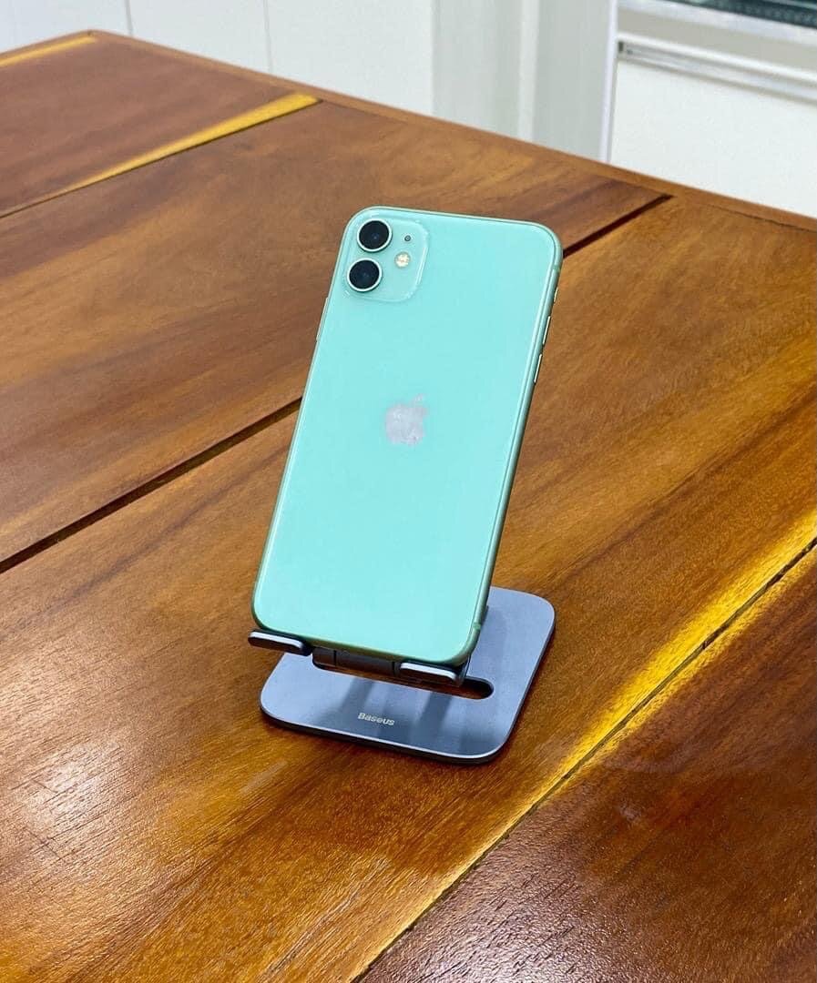 iPhone 11