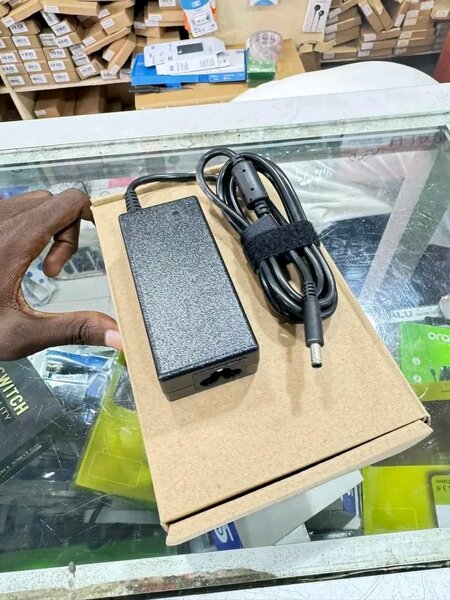 Chargeur d'ordinateur portable