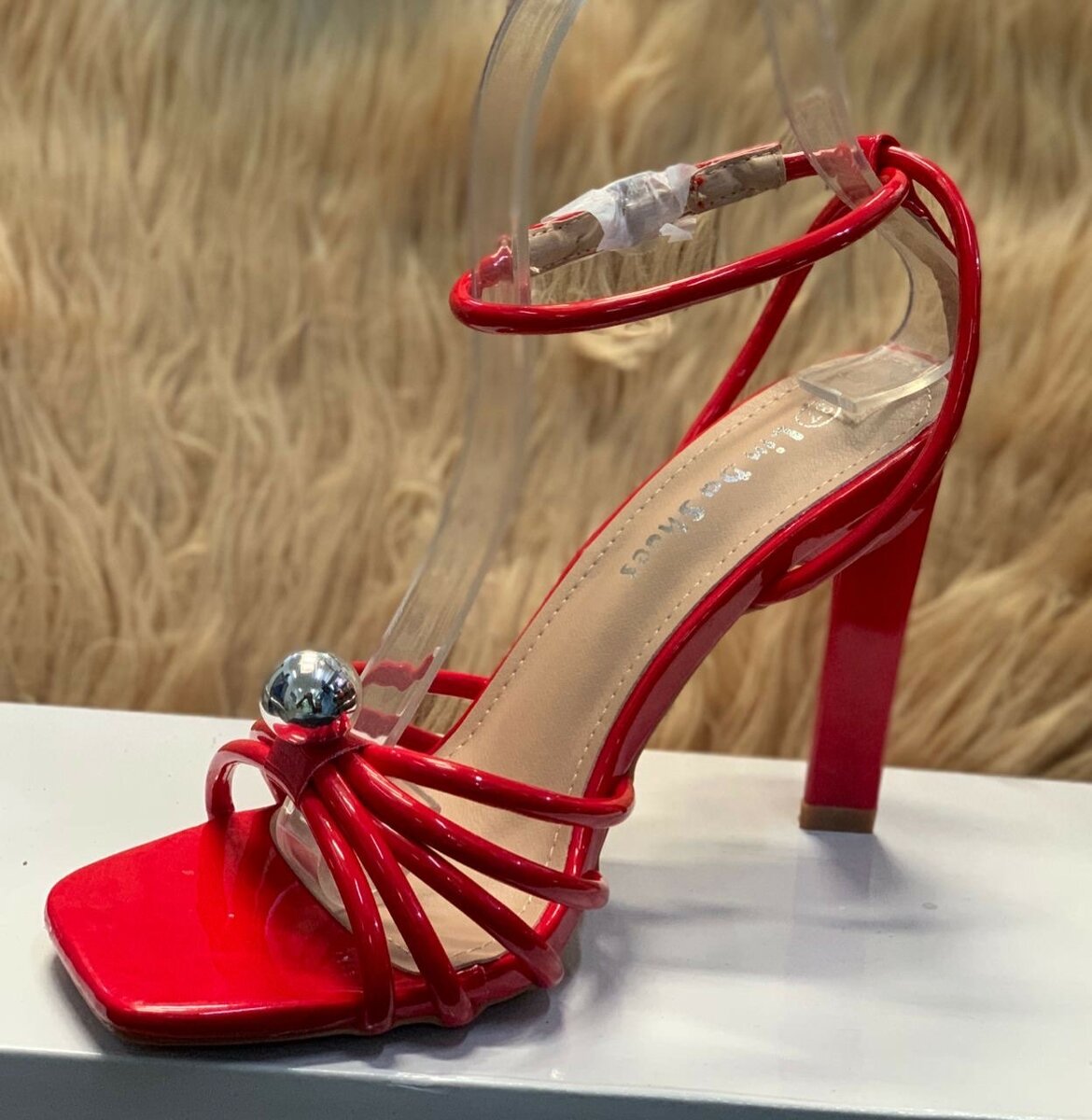 Sandales à talons hauts élégantes