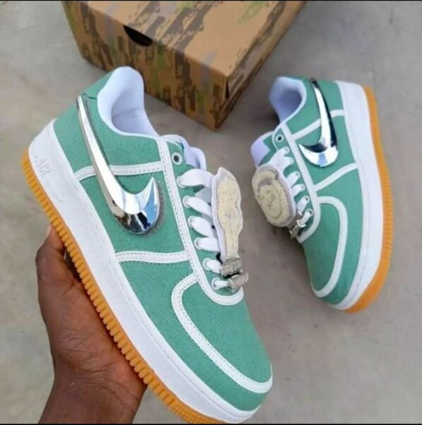 Air force sneaker