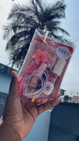 Beauty Essentials Travel Kit