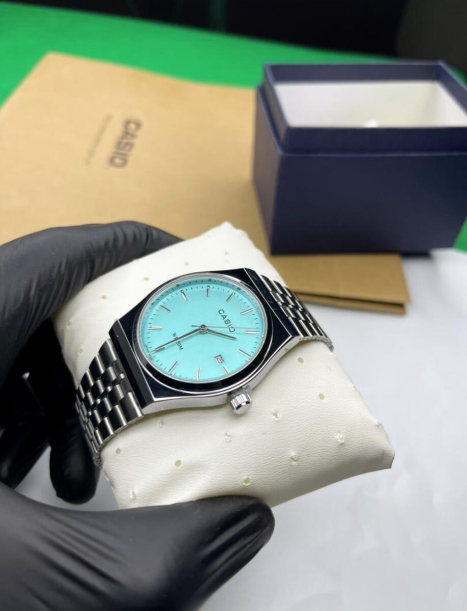 Montre élégante Casio acier inoxydable