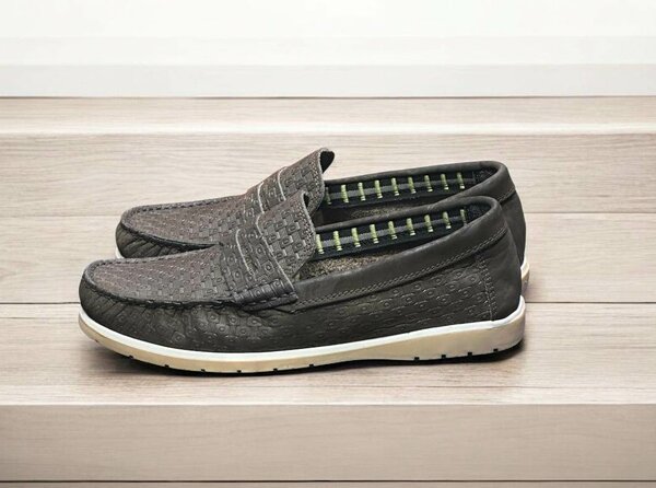 Mocassins élégants en cuir homme