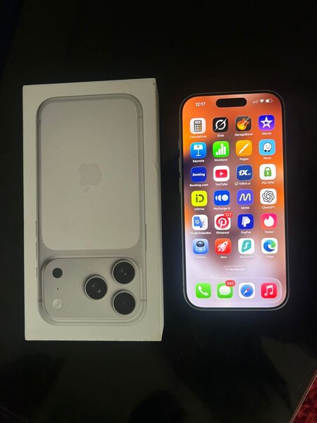 iPhone 17 pro 256 giga argenté