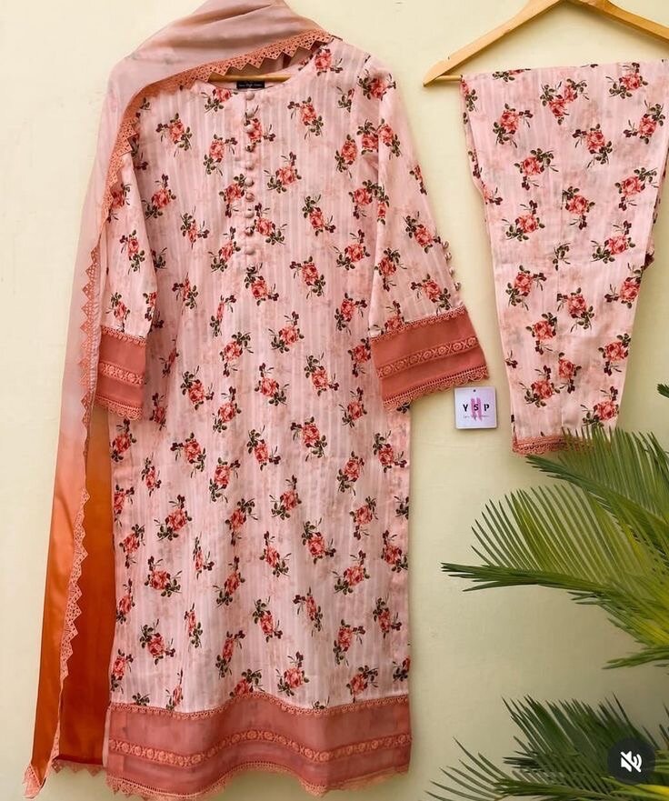 Straight dress & ladies outfit