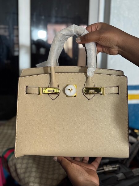 Sac à main élégant en cuir