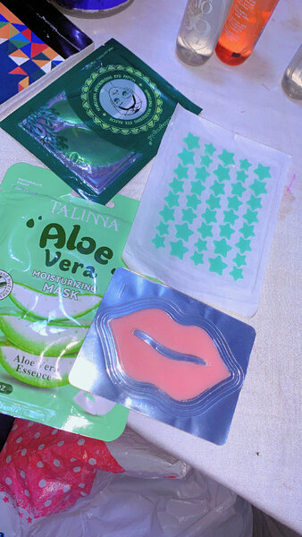 Ensemble de masques visage et lèvres