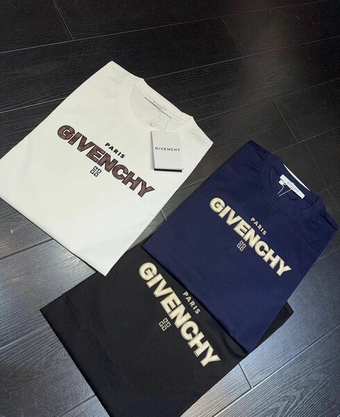 Tee-shirts