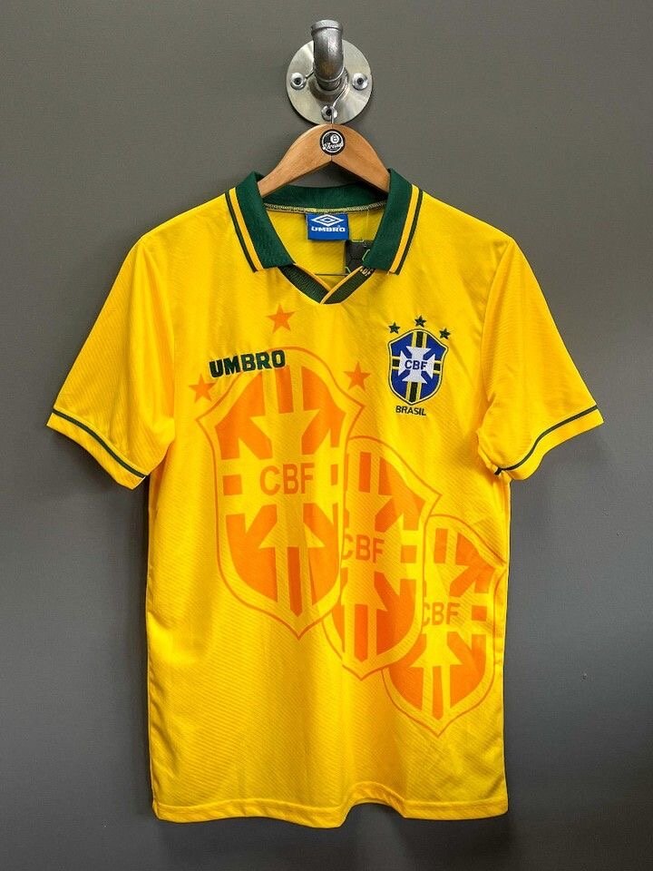 Maillot de football Brésil jaune