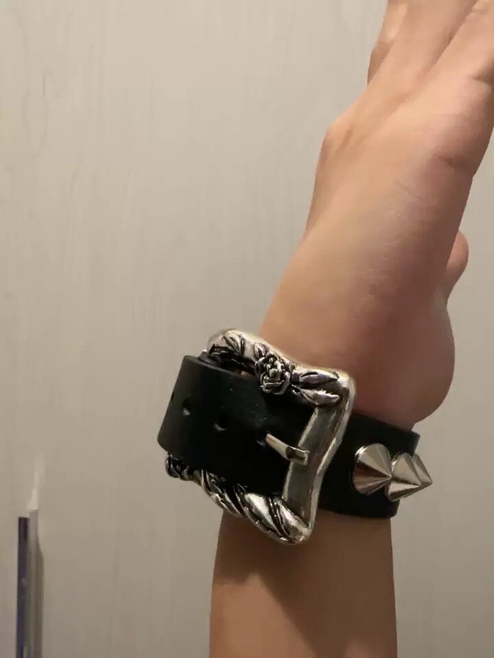 Bracelet cuir gothique