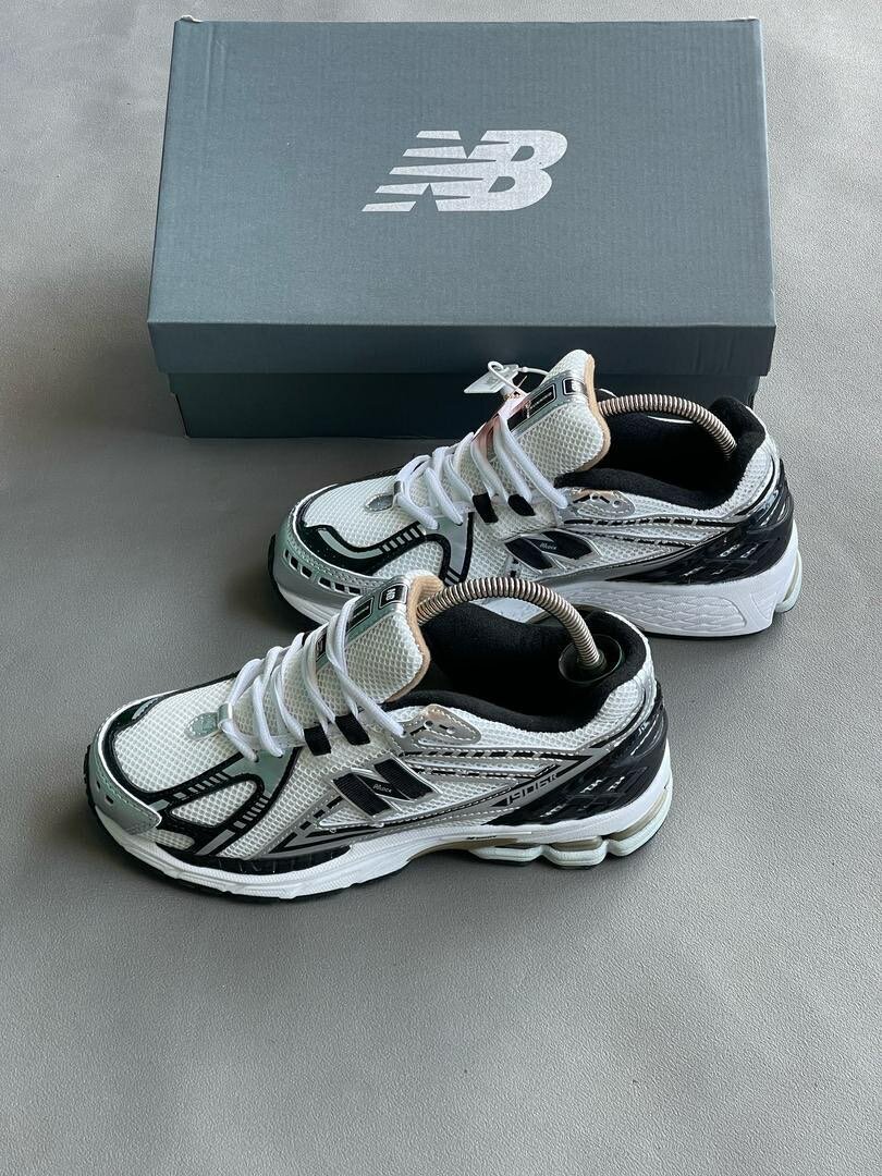 Baskets New Balance 1906